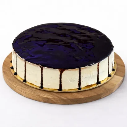 Bird milk circle cake